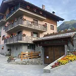Ferienhaus Maison Le Cre 4 *